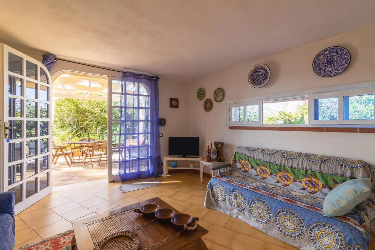Villa Sul Mare Vista Tramonto クストナーチ イタリア